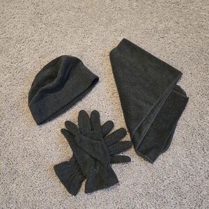Womens Gray Winter Accessory Set Scarf Gloves Hat